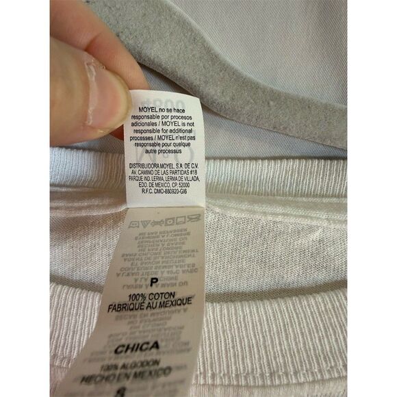 M&O Gold T-Shirt Unisex Size S White Graphic Dachshund Hearts Valentine - Picture 6 of 10